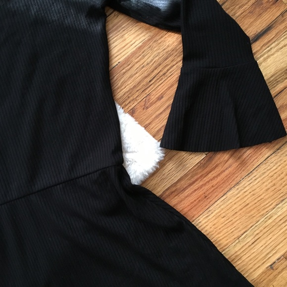 Last Chance! New Reformation Anise Dress - Picture 5 of 8